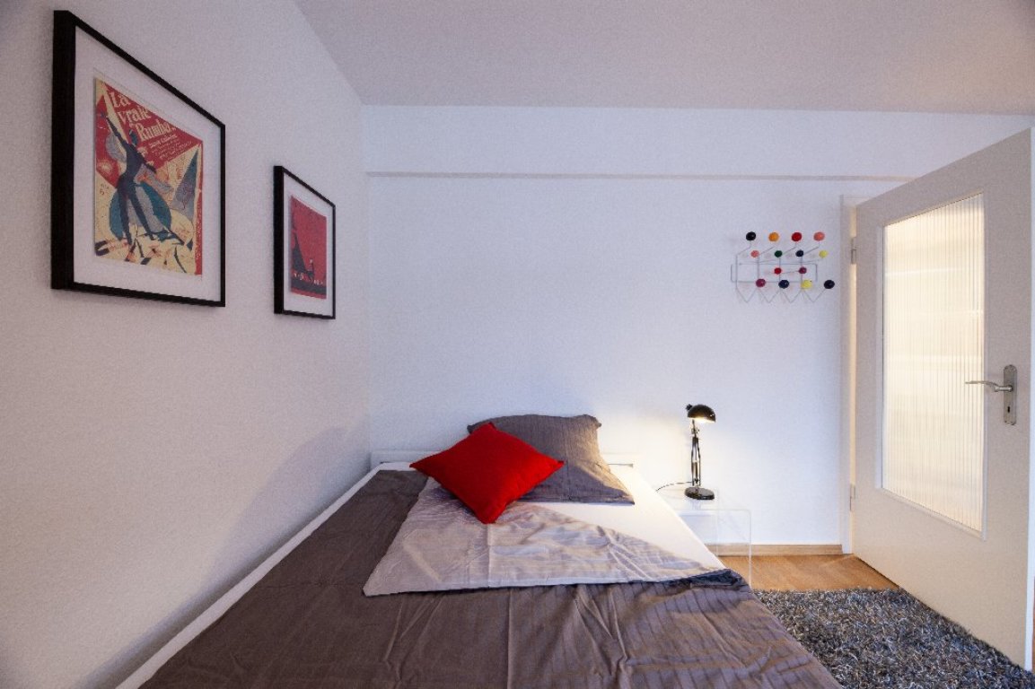 Smarte und helle City-Loge mitten in der Düsseldorfer Altstadt – 40213 Düsseldorf Altstadt – Vorschaubild 3