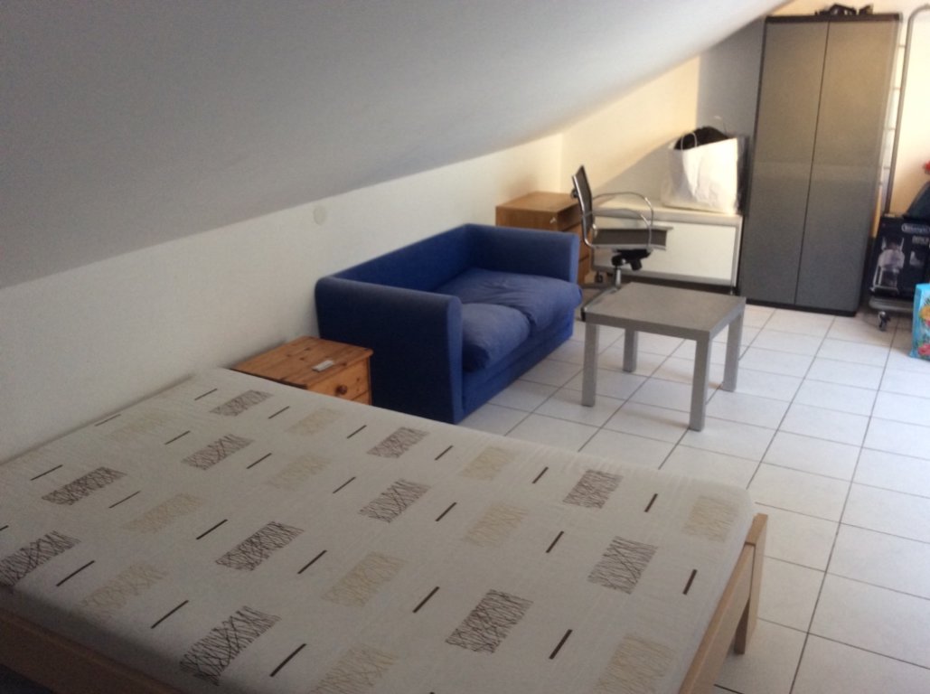 Beste Lage: Suche Zwischenmieter für 1 Zimmer WOHNUNG / STUDIO mit Bad und Küchenzeile nur bis Dezember 2026 – Knappenweg, 70569 Stuttgart Vaihingen – Vorschaubild 5
