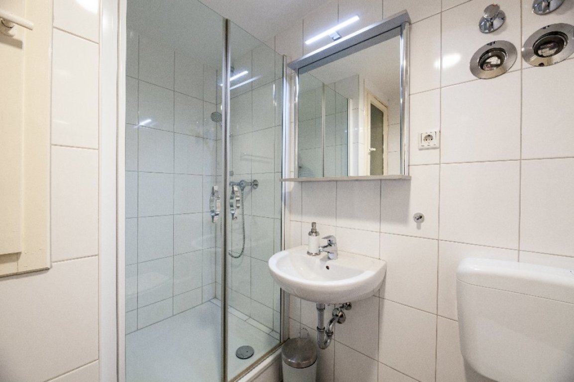Smarte und helle City-Loge mitten in der Düsseldorfer Altstadt – 40213 Düsseldorf Altstadt – Vorschaubild 17