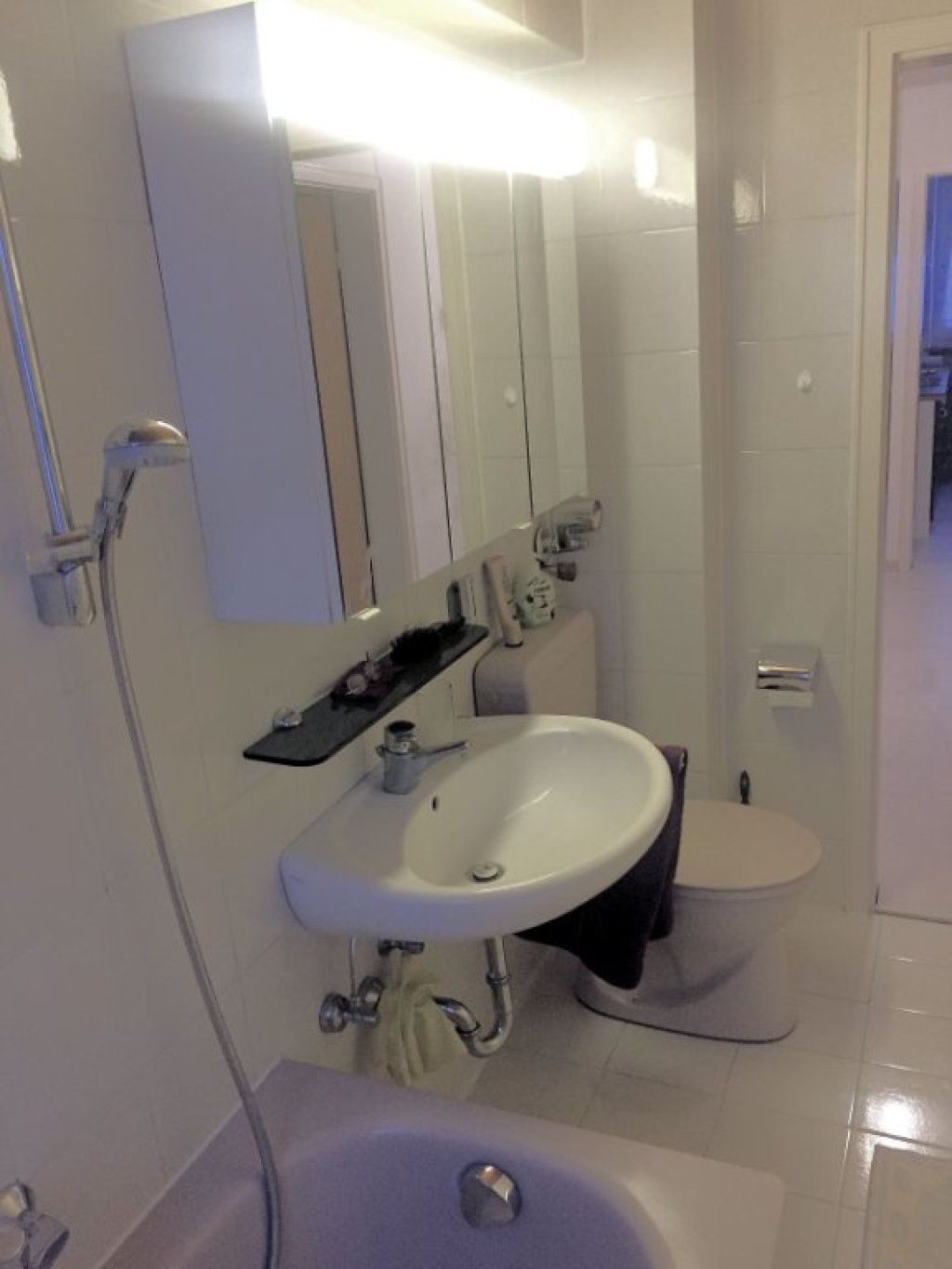 Apartamento Milbertshofen Graf-Konrad-Strasse 24 - BadGarderobe