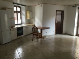 Imagen del anuncio: Gepflegte Erdgeschosswohnung mit einem Zimmer und Einbauküche in Ober-Olm