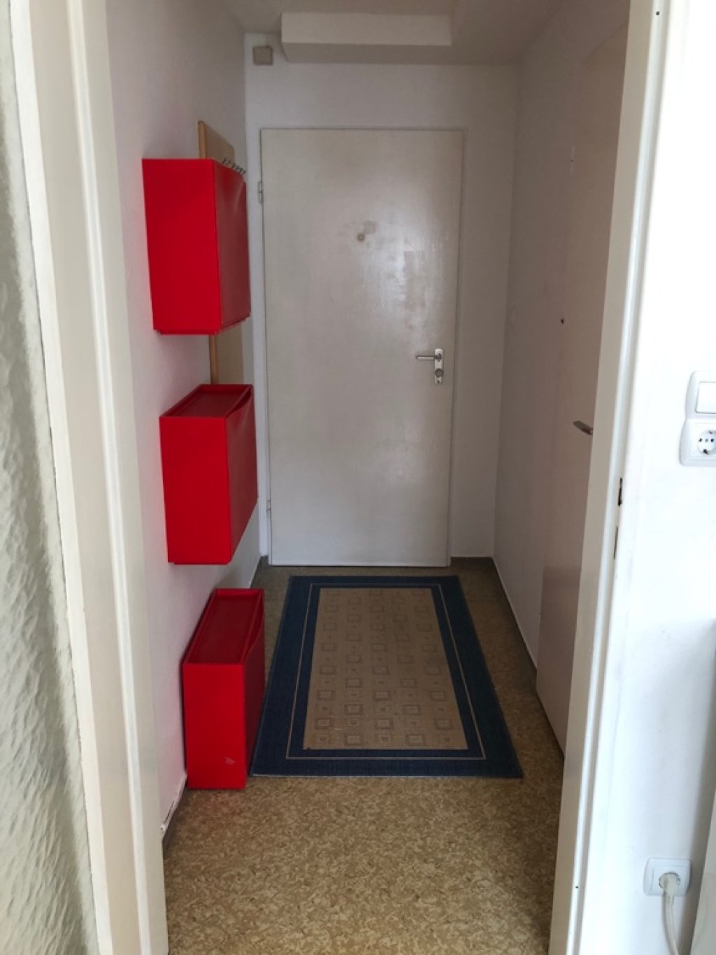 1-Zimmer-Wohnung mit Bad, Möbel und Einbauküche – 97072 Würzburg Altstadt – Vorschaubild 13
