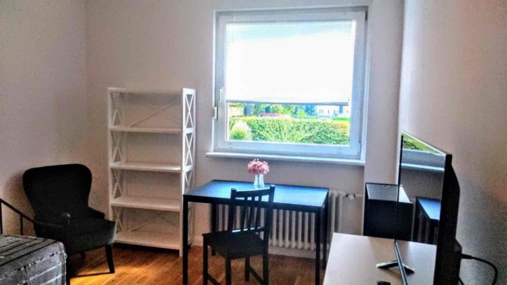 Room available in a flat shared - WG-Zimmer in Berlin-Steglitz