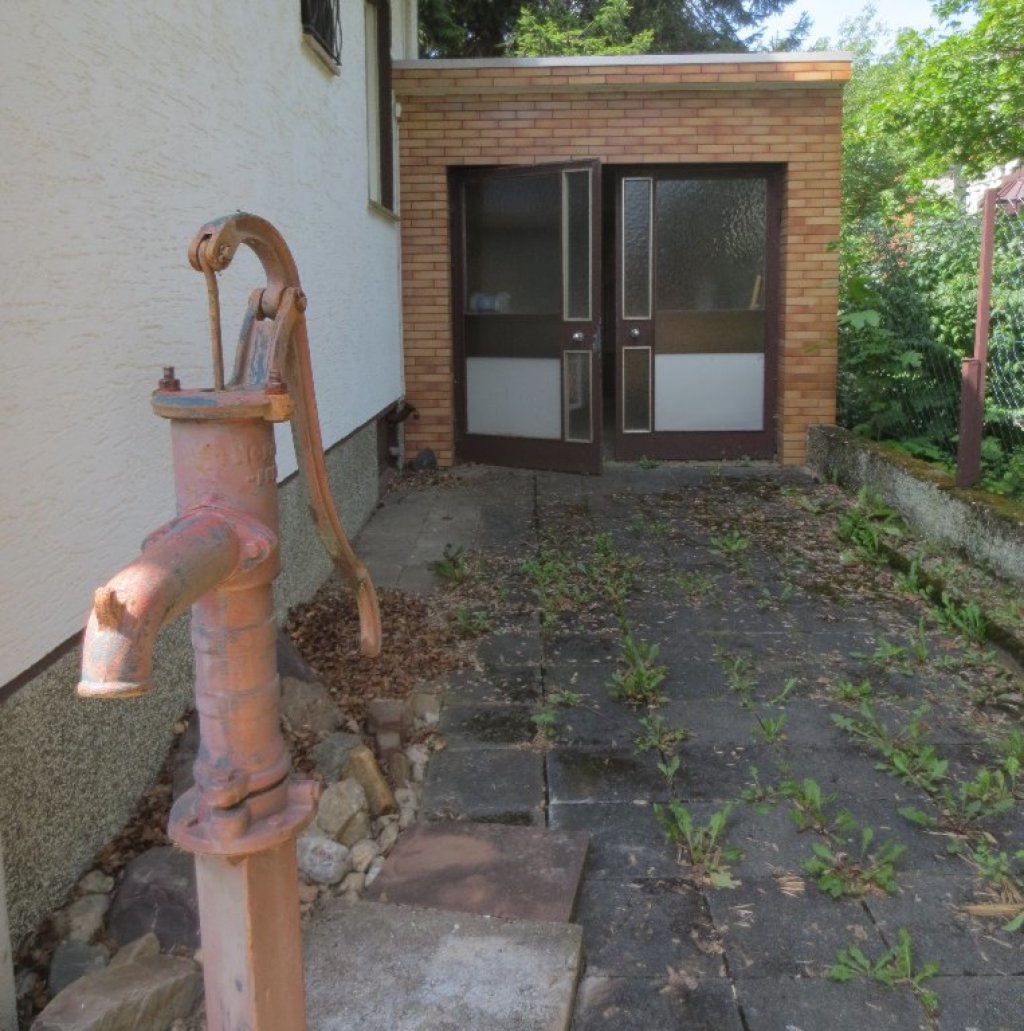 WG-Zimmer Lessenich Alter Heerweg 105 - Garage für Fahrräder