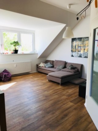 Ad image: *NACHMIETER GESUCHT* zum 01.07. - Superschöne 3-Zimmer-Wohnung mit Balkon in Lappersdorf