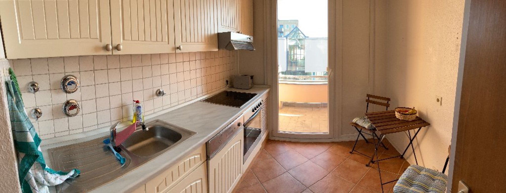 WG-Zimmer Innenstadt Schillerstr 0 - Küche (anklicken für Vollansicht)