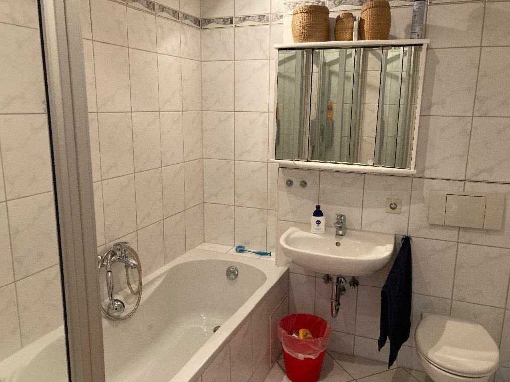 WG-Zimmer Innenstadt Schillerstr 0 - Badezimmer
