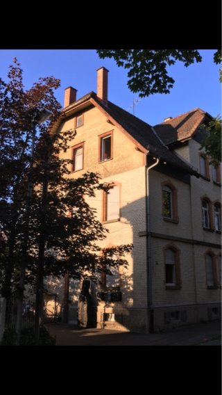 Anzeigenbild: 1 Zimmer in Vintage Wohnung in älterem, teilrenovierten Stadthaus