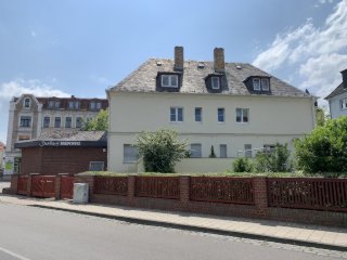 Ad image: Schöne Dachgeschosswohnung mit zwei Zimmern (WG-geeignet)