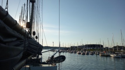 Anzeigenbild: Wohnen auf dem Wasser: Tallship Traditionssegler-WG sucht weiteren Mitbewohner und Mitsegler (m/w/d)