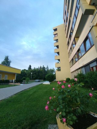 Ad image: *TOP* 2 Zimmer, Garage, großer Balkon, Keller, ink. Heizung in NK, Trockenraum, Fahrradkeller, gepflegte Anlage, Dusche, Badewanne, Lichtdurchflutete Wohnung in Villingen