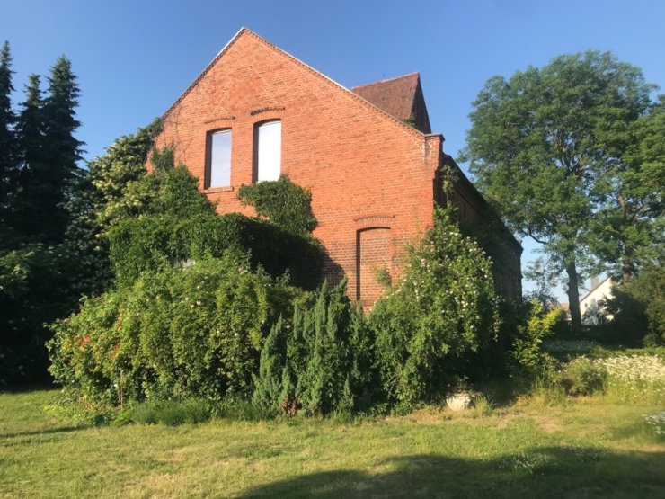 Pendeln Brandenburg- Berlin: Helles Zimmer in historischem