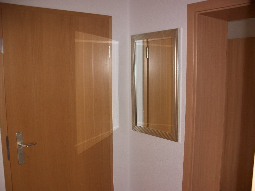 Wohnung Erle Wirknerstrasse 15 - Eingangsbereich Flur mit Schrank