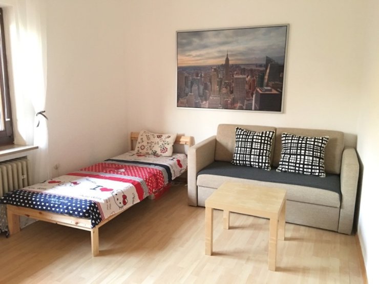 40m² Neu renoviertes helles Studio - 1-Zimmer-Wohnung in Stuttgart-Asemwald