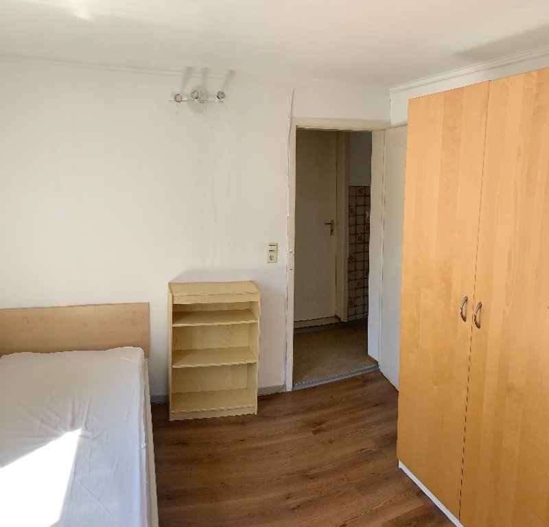 Habitación en WG Obertürkheim Quittengasse 11 - Zimmereingang