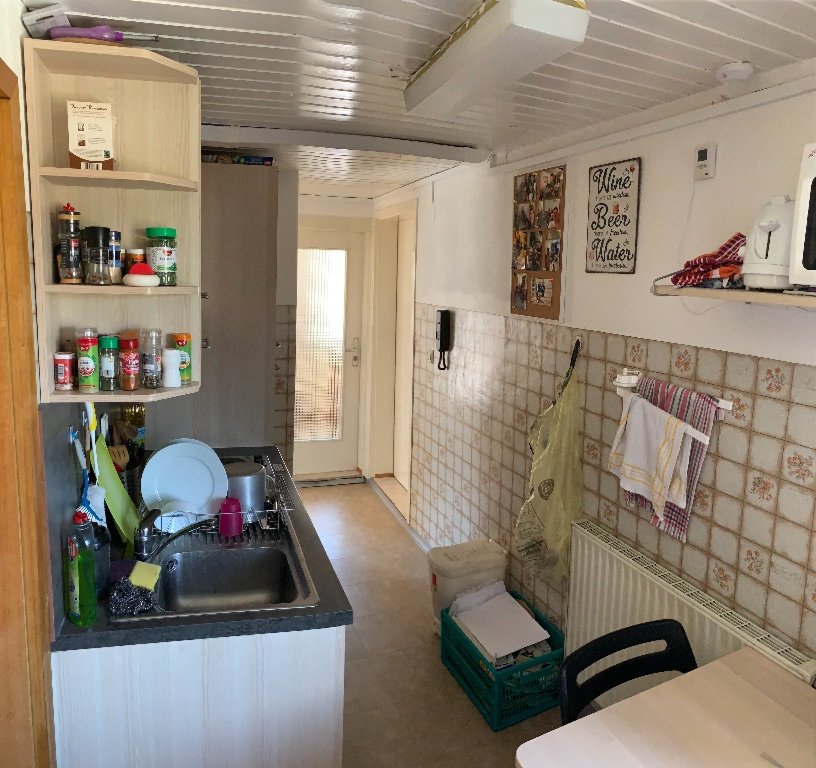Habitación en WG Obertürkheim Quittengasse 11 - Zum Wohnungseingang