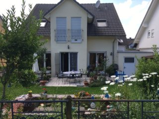Ad image: WG-Haus in Koblenz, 2er Frauen WG mit schönem Garten, eigenes Zimmer + eigener WC- Duschraum, ländlich und stadtnah