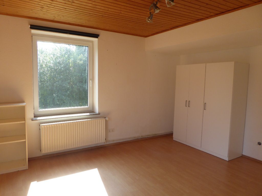 Habitación en WG Ostviertel Otto-Wallach-Weg 12 - Zimmer, teilmöbliert (2)