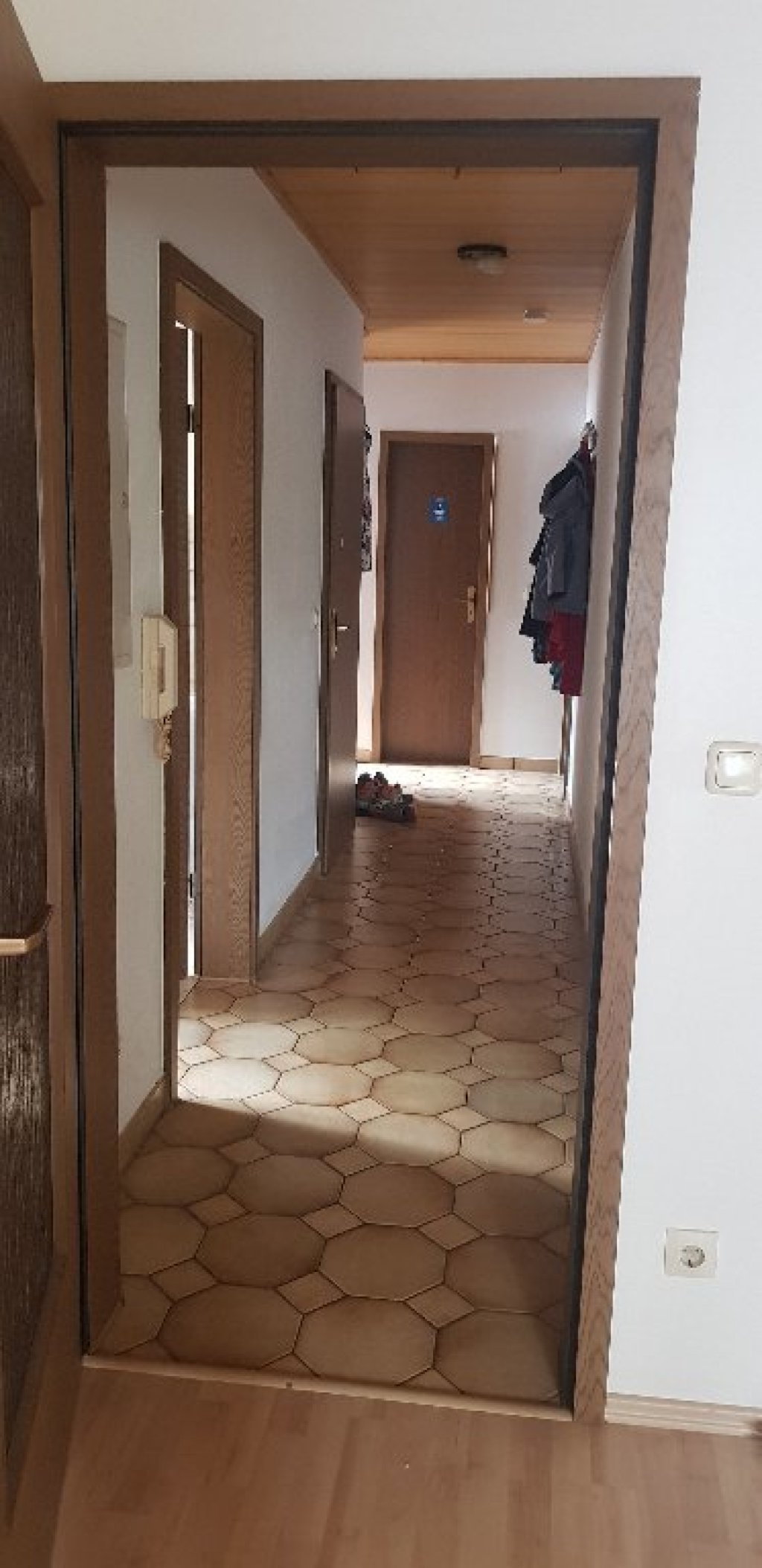 WG-Zimmer Bruck Äußere Tennenloher Straße 46 - Flur