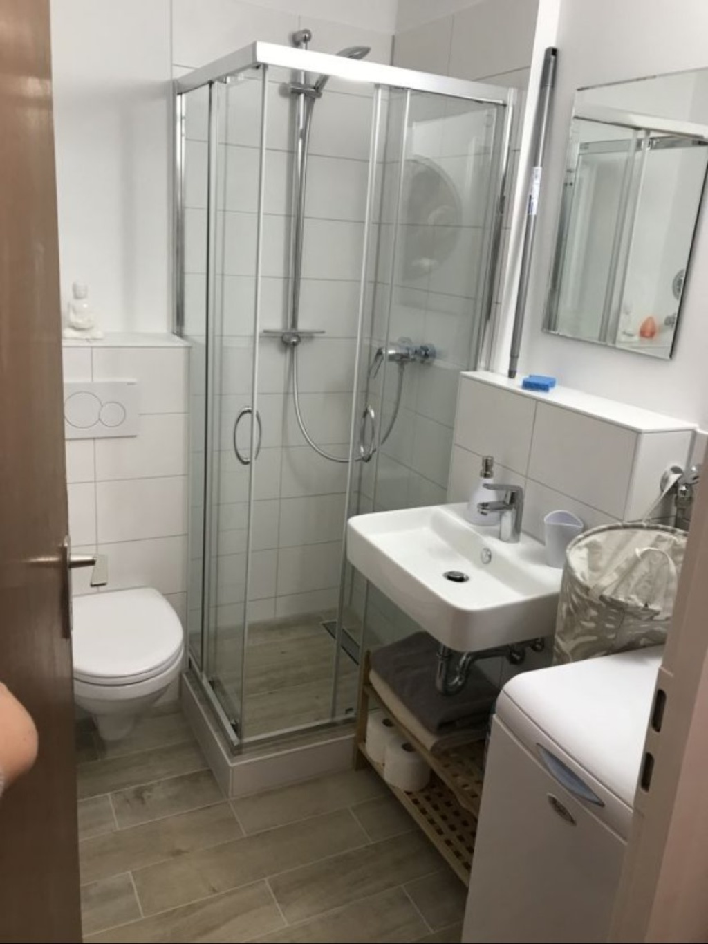 Schöne 1 ZKB Wohnung in München Neuhausen, voll ausgestattet – 80634 München Neuhausen-Nymphenburg – Vorschaubild 7