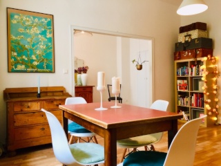 Anzeigenbild: 60m2 Altbau nest for a LADY!