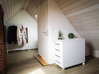 Anzeigenbild: 1 DG Zimmer in 3er WG