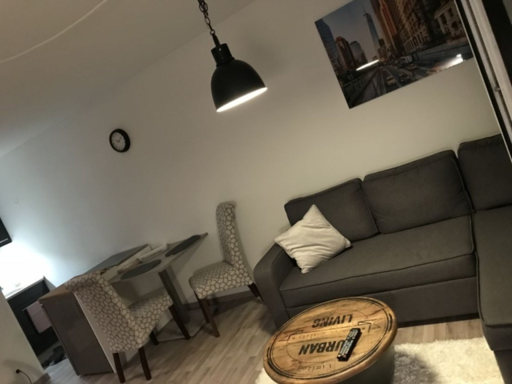 Schöne 1 ZKB Wohnung in München Neuhausen, voll ausgestattet – 80634 München Neuhausen-Nymphenburg – Vorschaubild 4