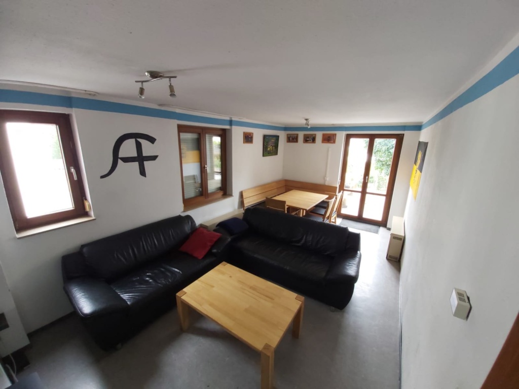 Habitación en WG Plieningen Körschstraße 14 - Unser Fernsehzimmer - Bild 2