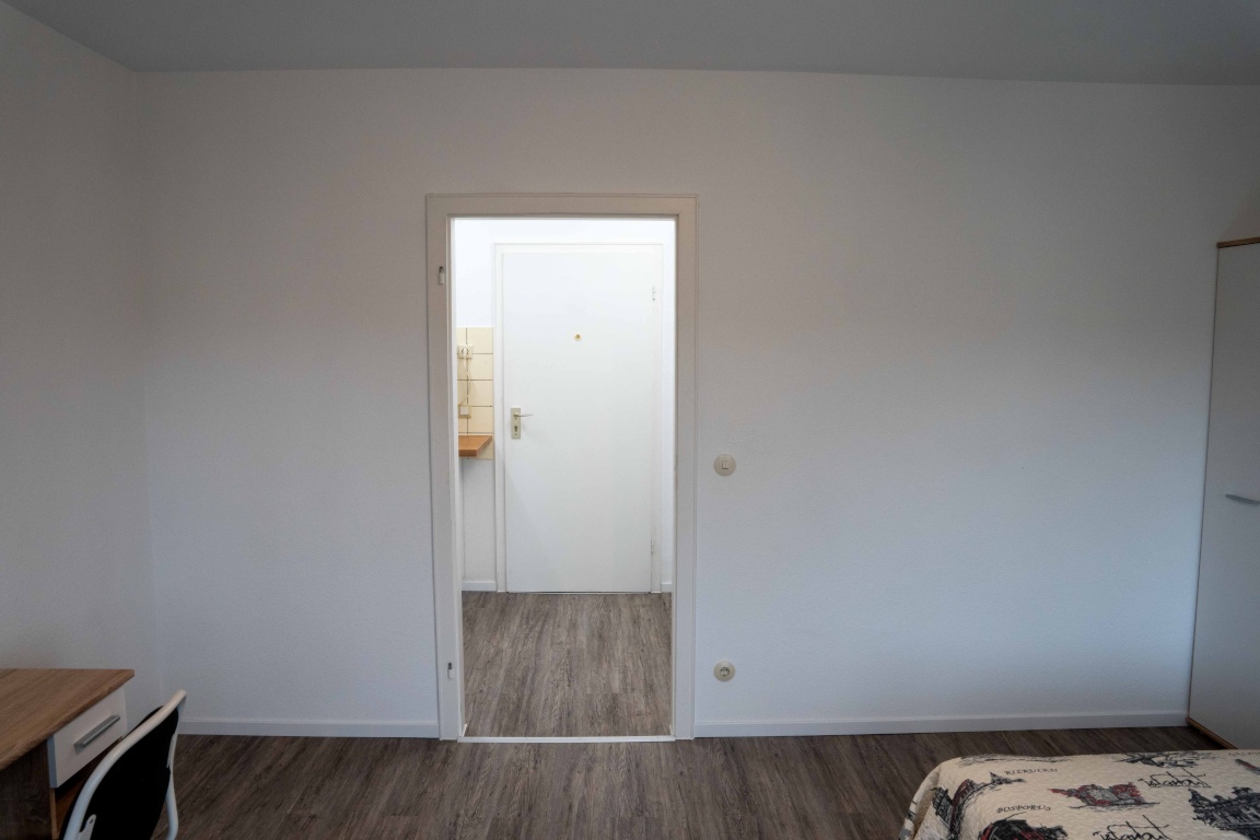möbliertes Ein Zimmer Apartment mit Balkon in Ehrenfeld – Margaretastraße, 50827 Köln Ossendorf – Vorschaubild 15