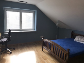 Ad image: Helles Zimmer in 3er WG in großer Wohnung - schöne ruhige Lage