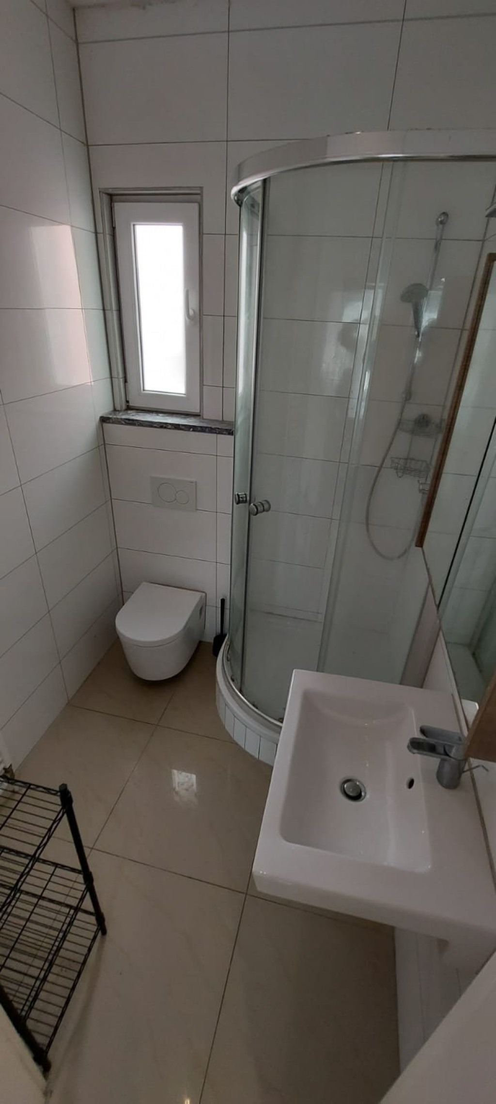 WG-Zimmer Degerloch Karl Pfaff Straße - Hochwertiges Badezimmer