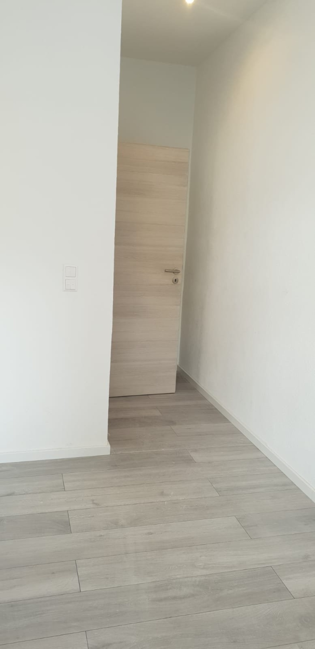 Neuwertige 3-Zimmer Wohnung mit hohen Decken, elektrischen Rolläden, neue Fenstern in S Möhringen – Obere Brandstraße, 70567 Stuttgart Möhringen – Vorschaubild 12