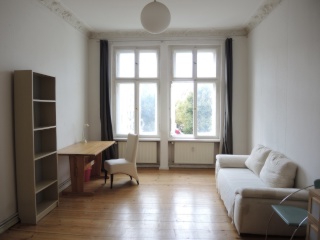 Imagen del anuncio: 2-Zimmer-Wohnung mit Blick auf den Fernsehturm / 2-bedroom apartment with TV tower view
