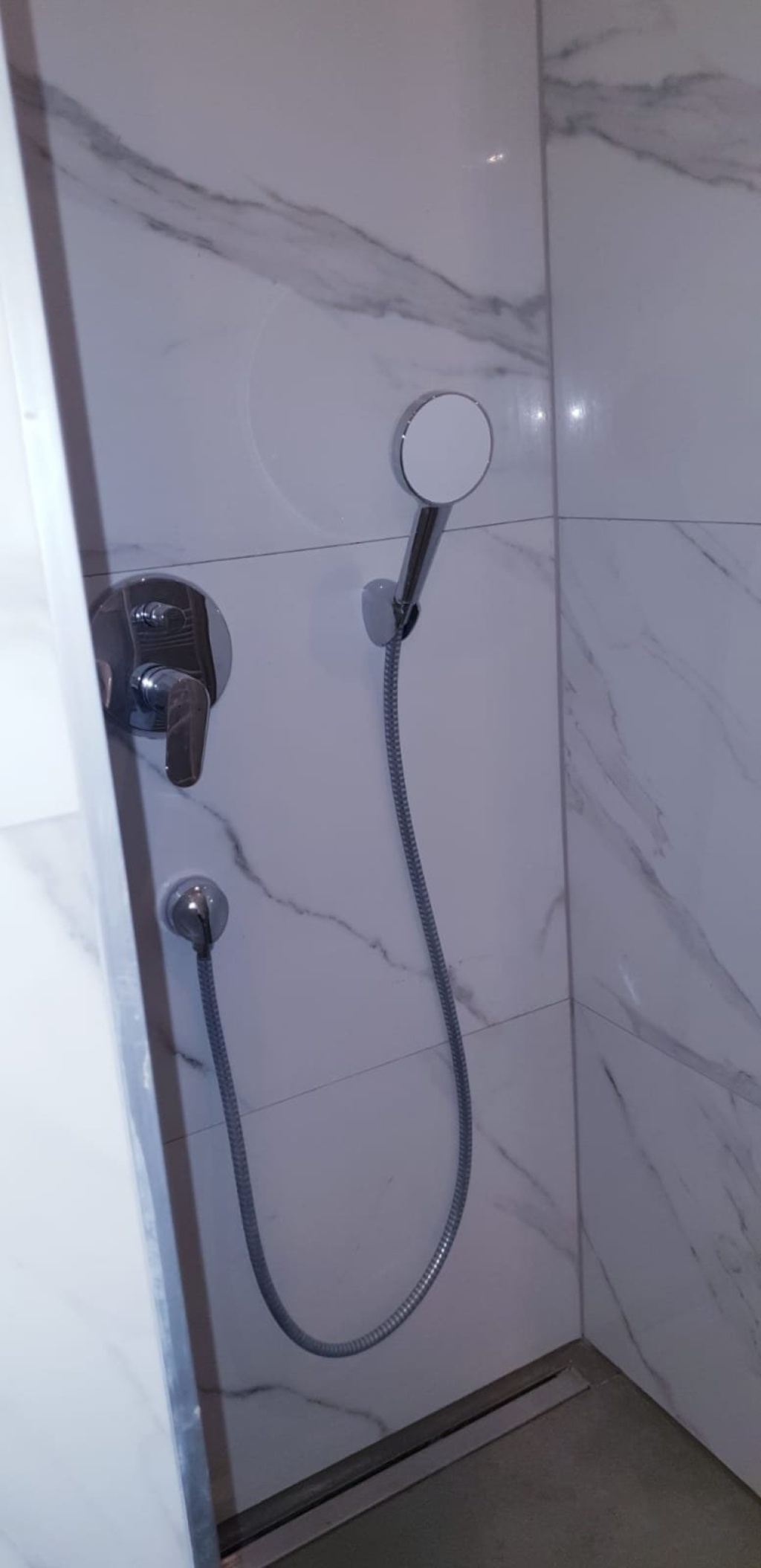 Neuwertige 3-Zimmer Wohnung mit hohen Decken, elektrischen Rolläden, neue Fenstern in S Möhringen – Obere Brandstraße, 70567 Stuttgart Möhringen – Vorschaubild 6