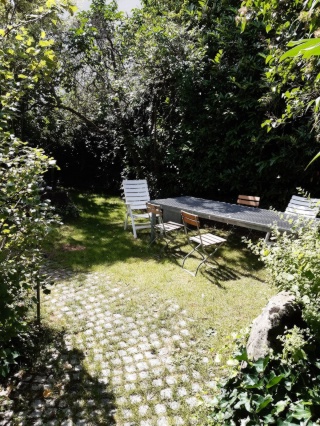 Anzeigenbild: 4er Wg in großer heller Wohnung mit Garten und Terrasse