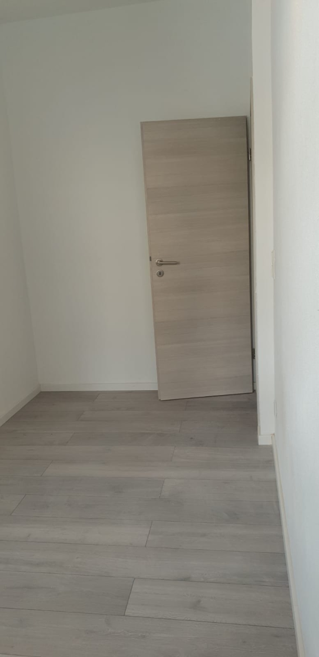 Neuwertige 3-Zimmer Wohnung mit hohen Decken, elektrischen Rolläden, neue Fenstern in S Möhringen – Obere Brandstraße, 70567 Stuttgart Möhringen – Vorschaubild 11