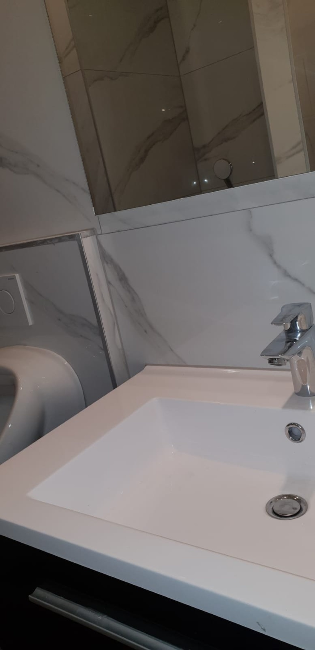 Neuwertige 3-Zimmer Wohnung mit hohen Decken, elektrischen Rolläden, neue Fenstern in S Möhringen – Obere Brandstraße, 70567 Stuttgart Möhringen – Vorschaubild 3
