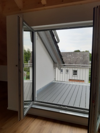 Ad image: Erstbezug mit EBK und Balkon: exklusive 2-Zimmer-Dachgeschosswohnung