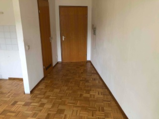 Anzeigenbild: 1-Zimmer Wohnung mit Stellplatz & großer Terasse