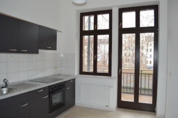 Zentrale 2-Zimmer-Wohnung mit Balkon und EBK