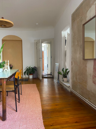 Bright and spacious Altbau apartment close to Bergmannkiez — photo 1