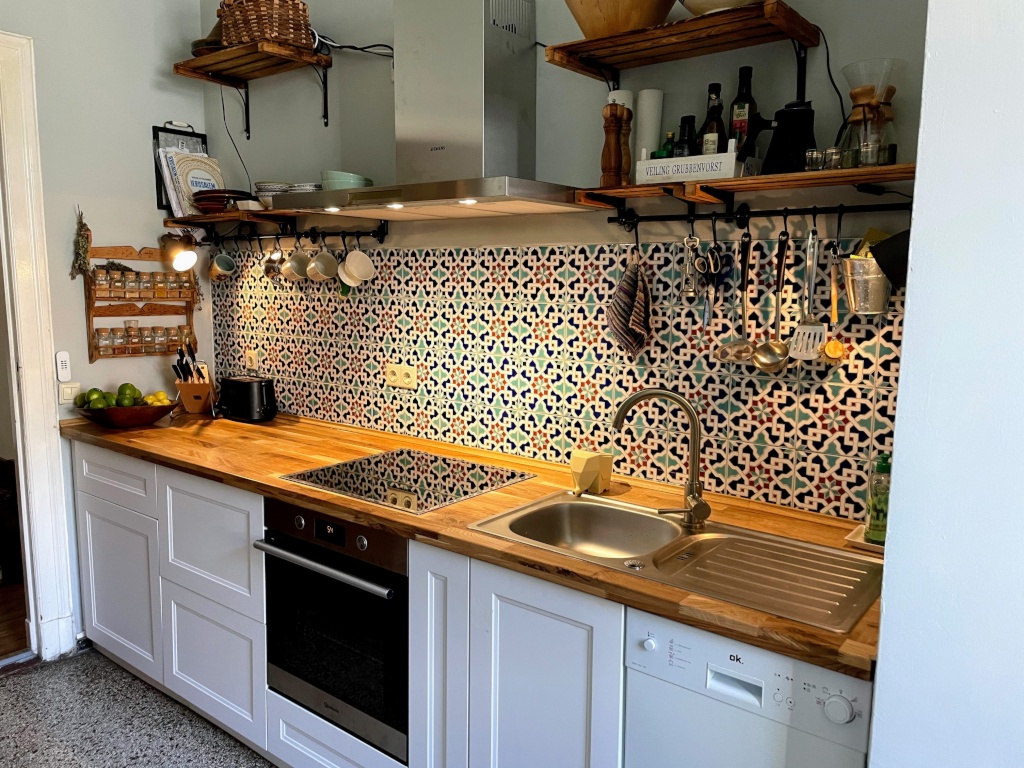 Helle zentrale Wohnung in Fhain 3 Minuten von S/U Bright central flat in Fhain 3 minutes from S/U – Waldeyerstraße 9, 10247 Berlin Friedrichshain – Vorschaubild 2
