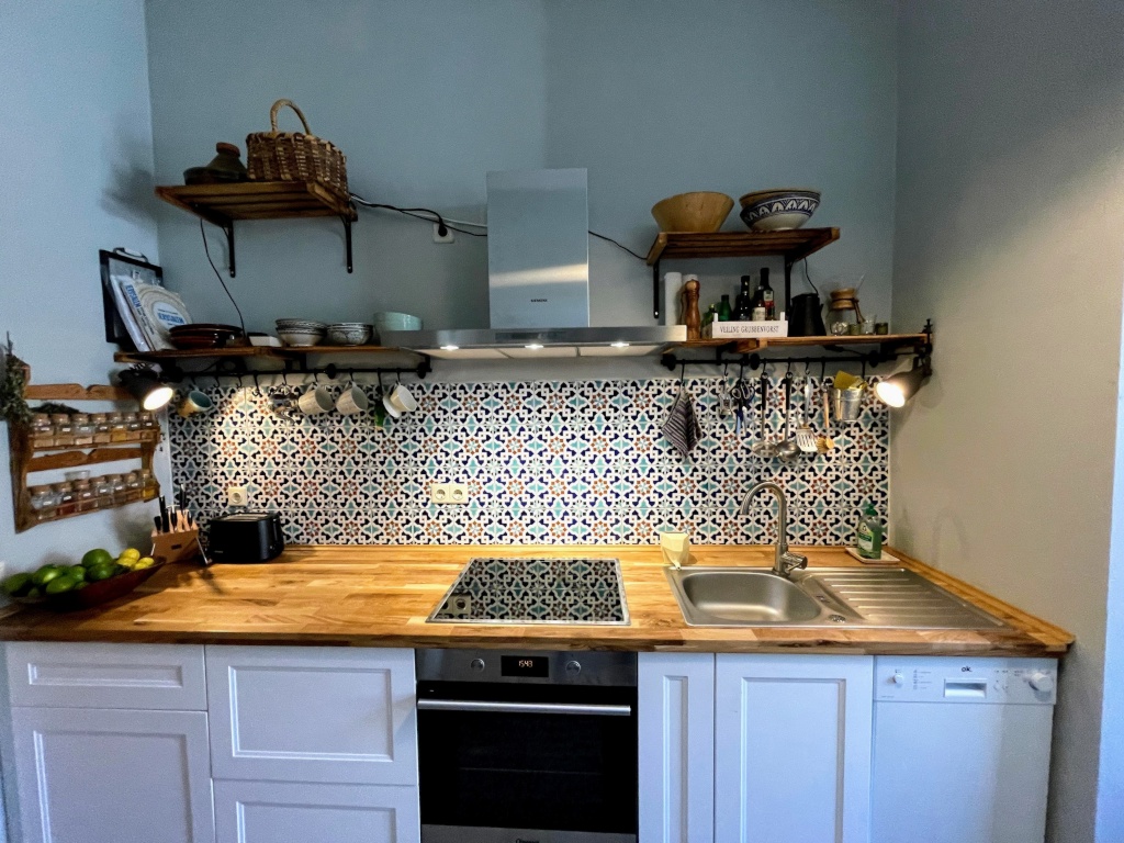 Helle zentrale Wohnung in Fhain 3 Minuten von S/U Bright central flat in Fhain 3 minutes from S/U – Waldeyerstraße 9, 10247 Berlin Friedrichshain – Vorschaubild 4