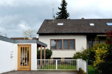 Imagen del anuncio: Gemütliches, möbliertes WG-Zimmer mit direktem Zugang zur Gartenterrasse in 3er WG
