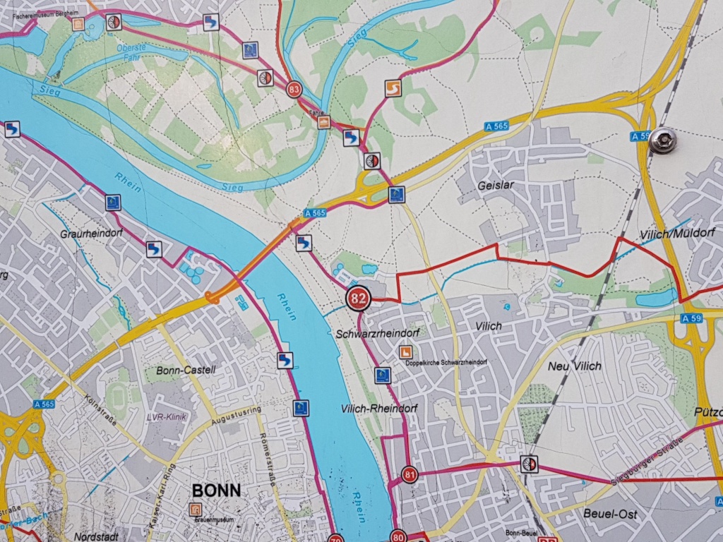 Gemütlich eingerichtete WOHNUNG für Naturliebhabende in der Stadt #alles inklusive #30m zum Rhein #Natur in der Bonner Großstadt #zentral, gut erreichbar (viele Bilder) – Im Gensem, 53225 Bonn Beuel – Vorschaubild 19