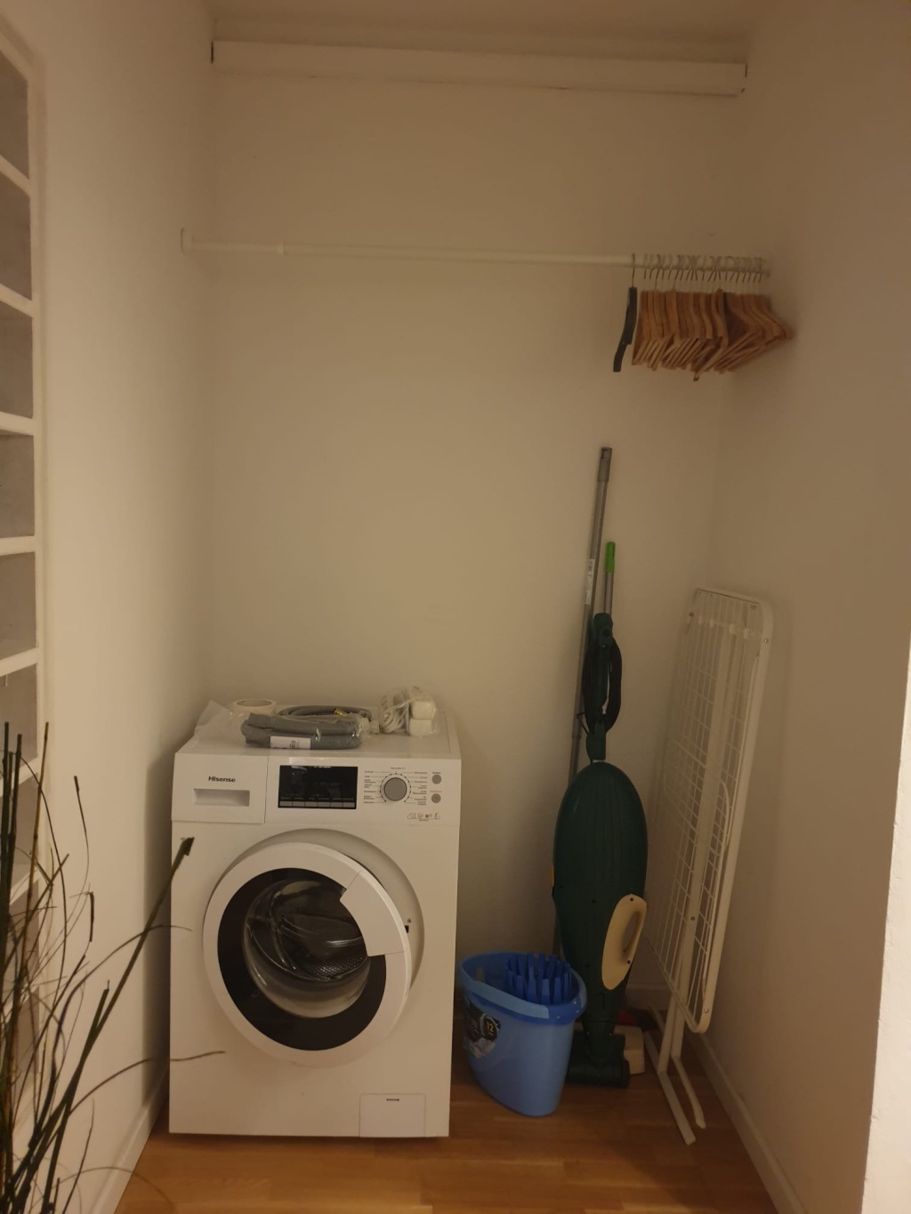 1 Room Flat Mitte Fischerinsel 1A - Garderobe