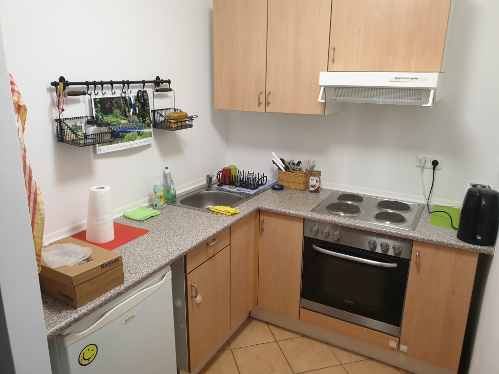 Beste Mitte-Lage, voll möbliert, separates Schlafzimmer und Küche – Hessische Str. 5, 10115 Berlin Mitte – Vorschaubild 8