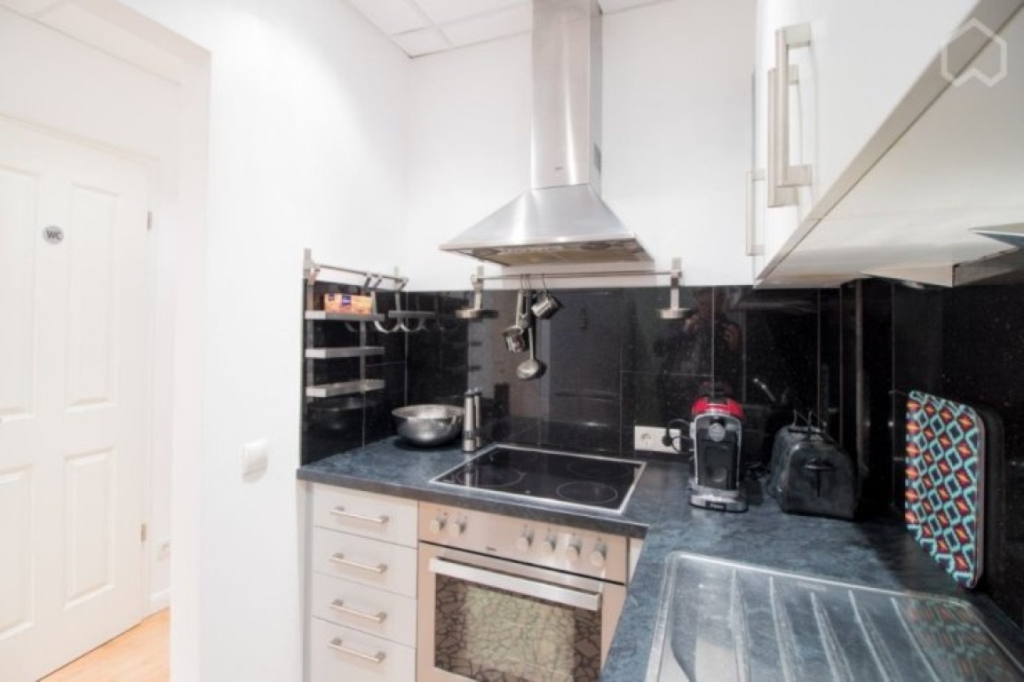 Ganze Wohnung: Innenstadt 80 qm, inkl. Pool/ Fitnessraum/ Sauna, Parkplatz – Lindenstr. 9, 20099 Hamburg St. Georg – Vorschaubild 9