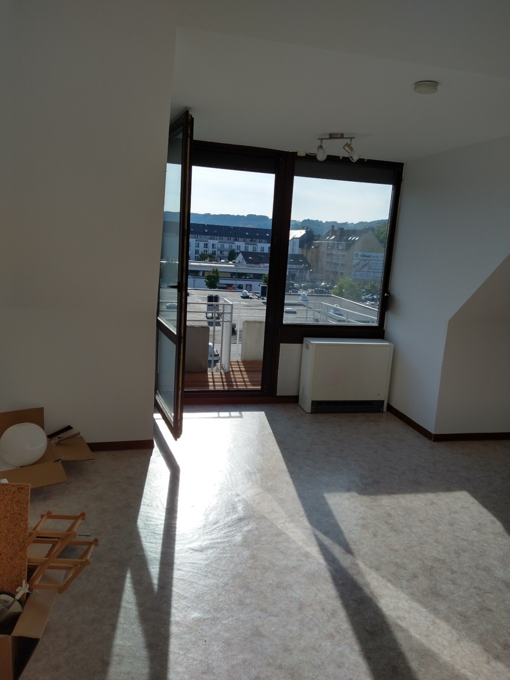 helle 1-Zimmer-Wohnung in zentraler Lage – Behringstr 6, 56073 Koblenz Rauental – Vorschaubild 2
