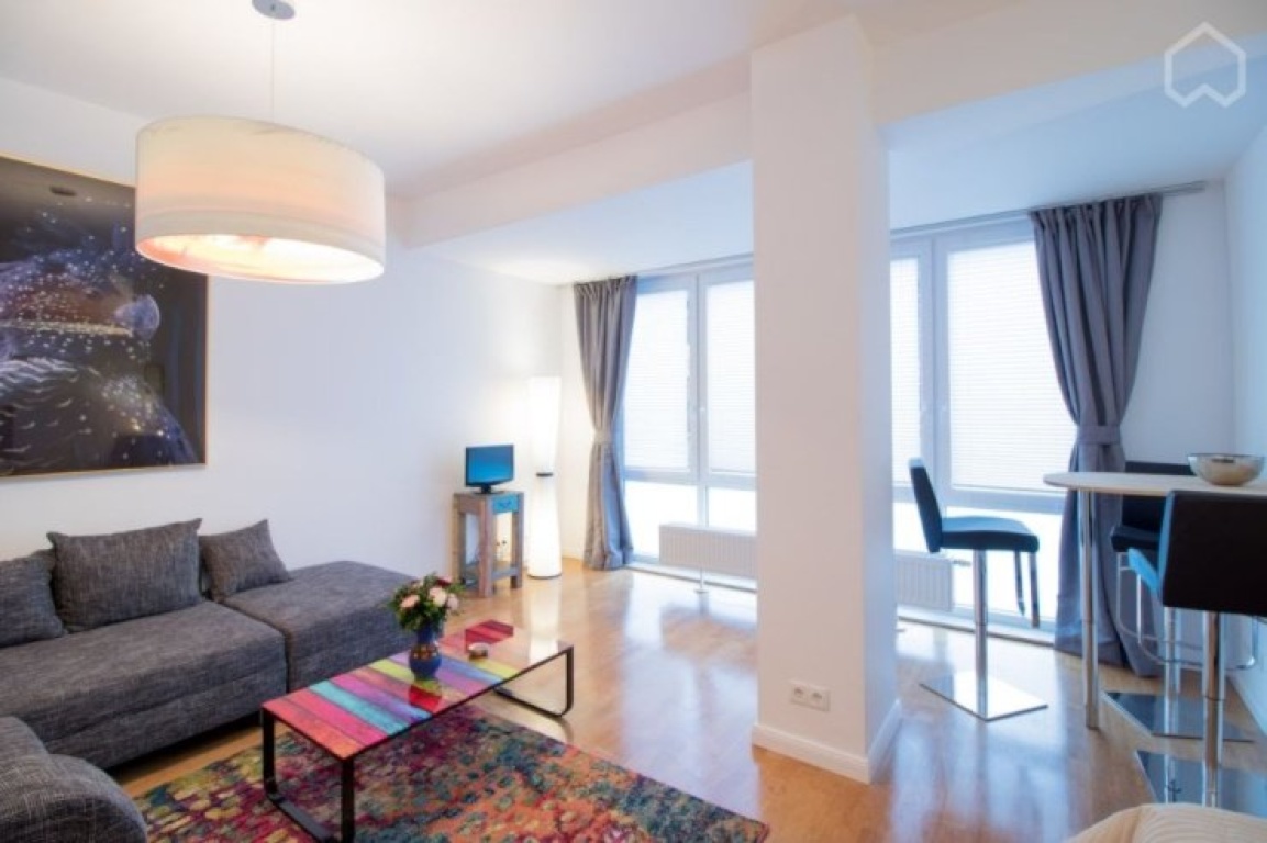 Ganze Wohnung: Innenstadt 80 qm, inkl. Pool/ Fitnessraum/ Sauna, Parkplatz – Lindenstr. 9, 20099 Hamburg St. Georg – Vorschaubild 2